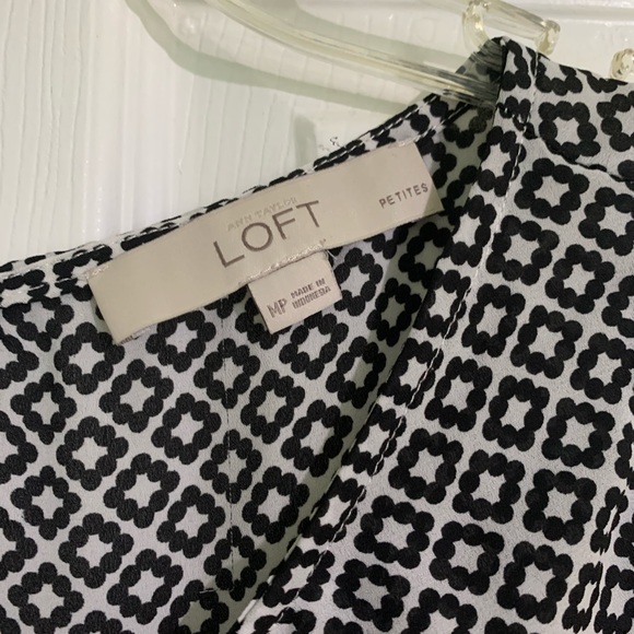 Ann Taylor Ruffle Blouse - Picture 4 of 4